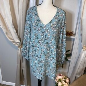Sage Green Floral Belongsci EUC size XL Front Lined Longer Length Blouse Top